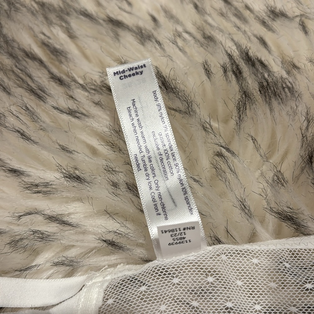 ✨3/$32✨ NWT CACIQUE Mid-Waist Cheeky - Picture 5 of 6